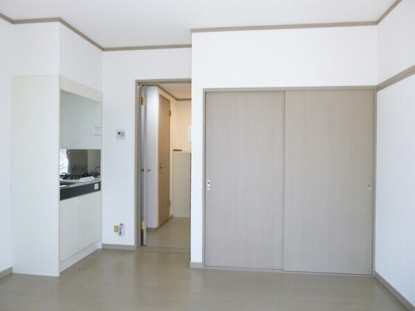 メゾンフローレンスの物件内観写真